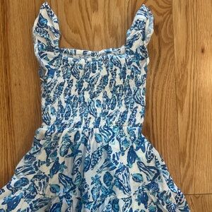 Lilly Pulitzer Blue and White shell print toddler dress size xs (2-3)